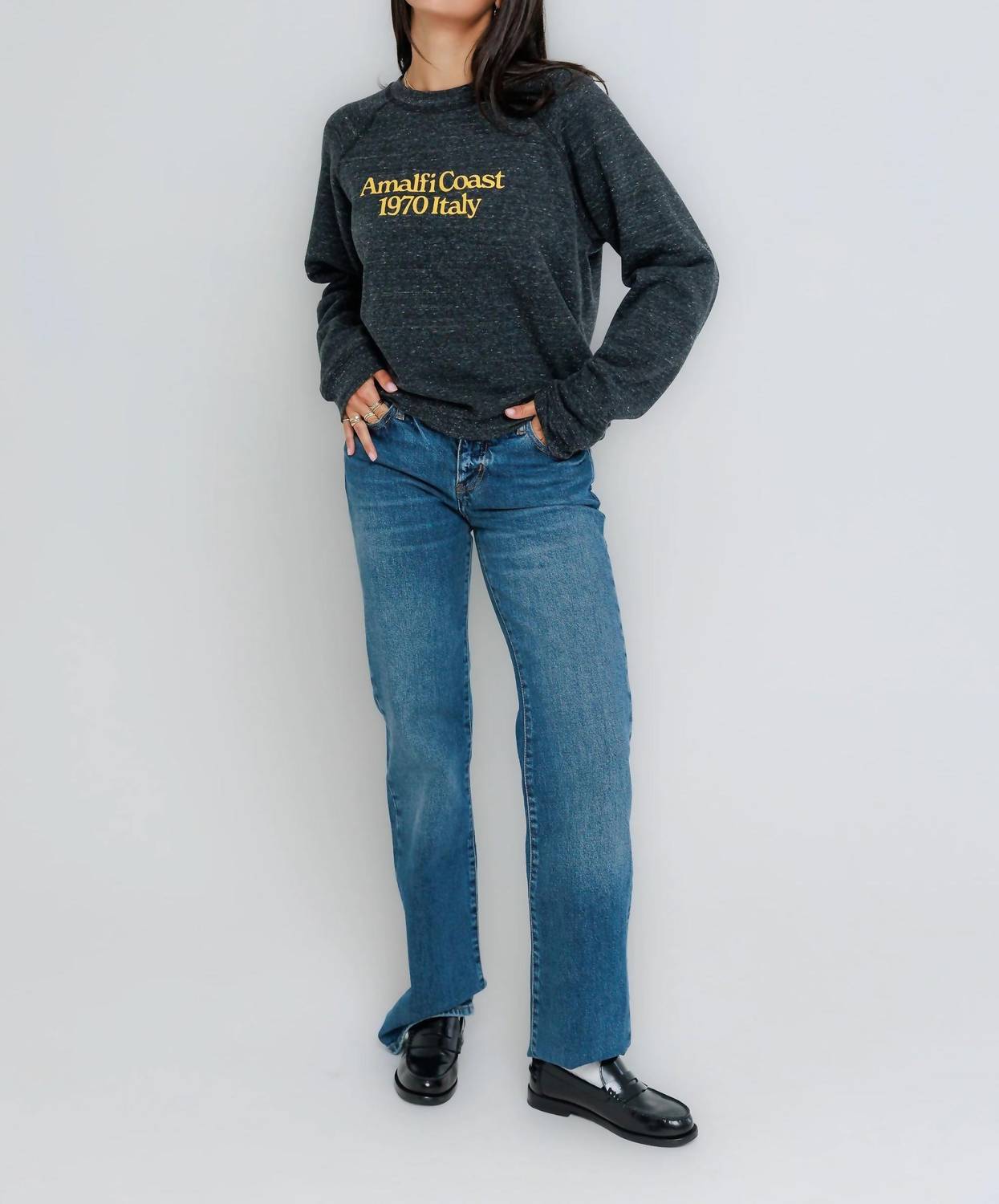 Amalfi Coast Raglan Crew Sweatshirt In Vintage Black Overdye