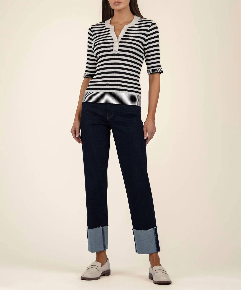Alora Henley Top In Black / White