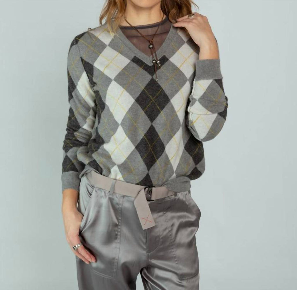 Argyle V-Neck Sweater In Feather