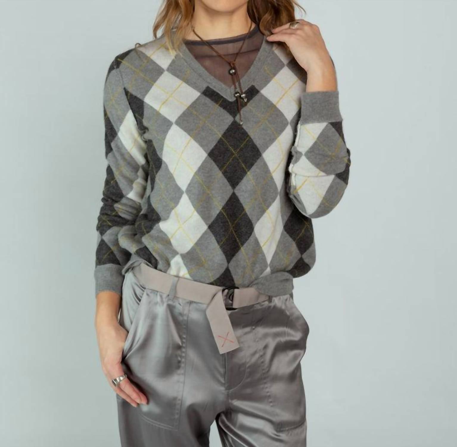 Argyle V-Neck Sweater In Feather
