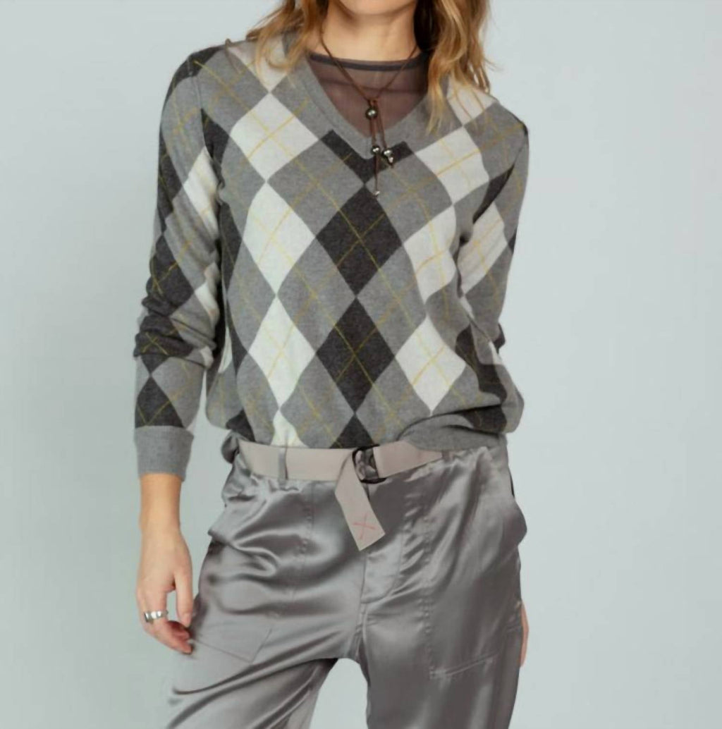 Argyle V-Neck Sweater In Feather