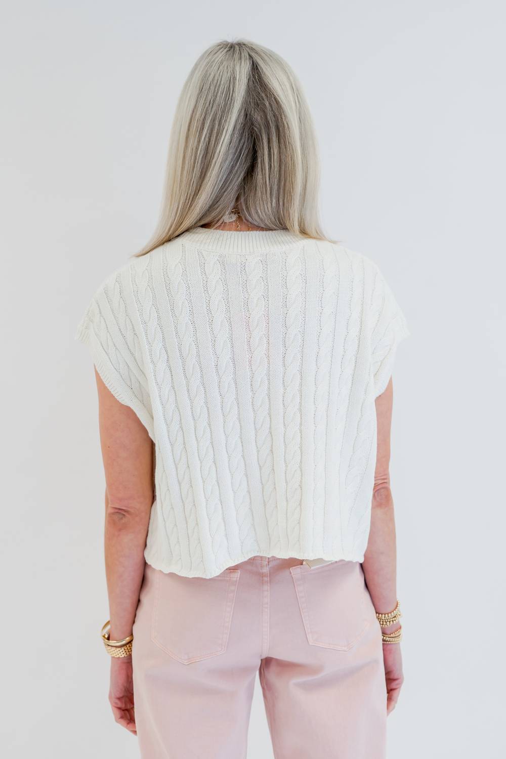 Aliana Short Sleeve Sweater Top In Cream