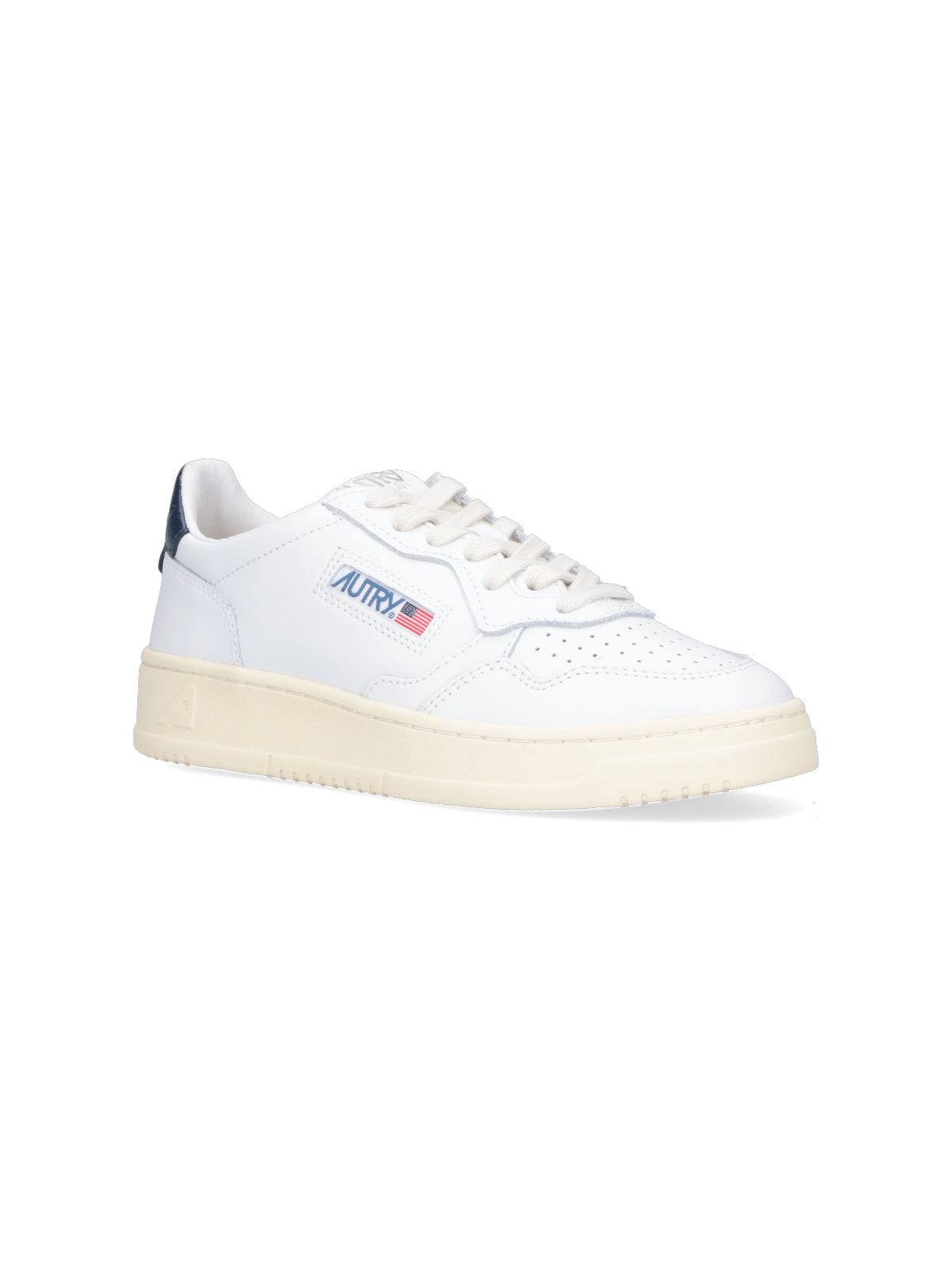"Medalist 01" Low Sneakers – White