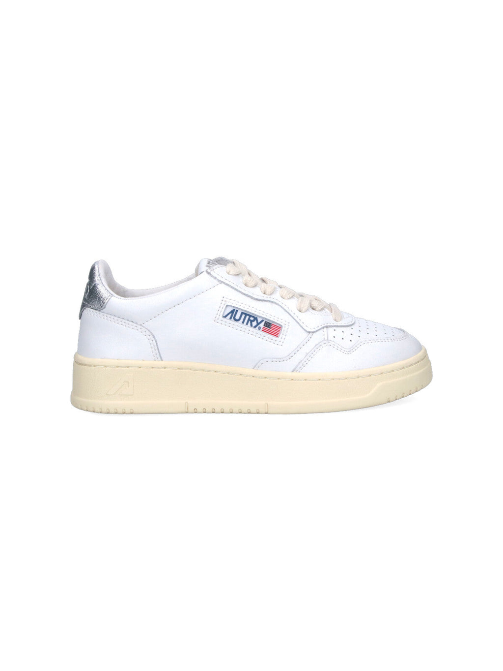 "Medalist" Low Sneakers – White