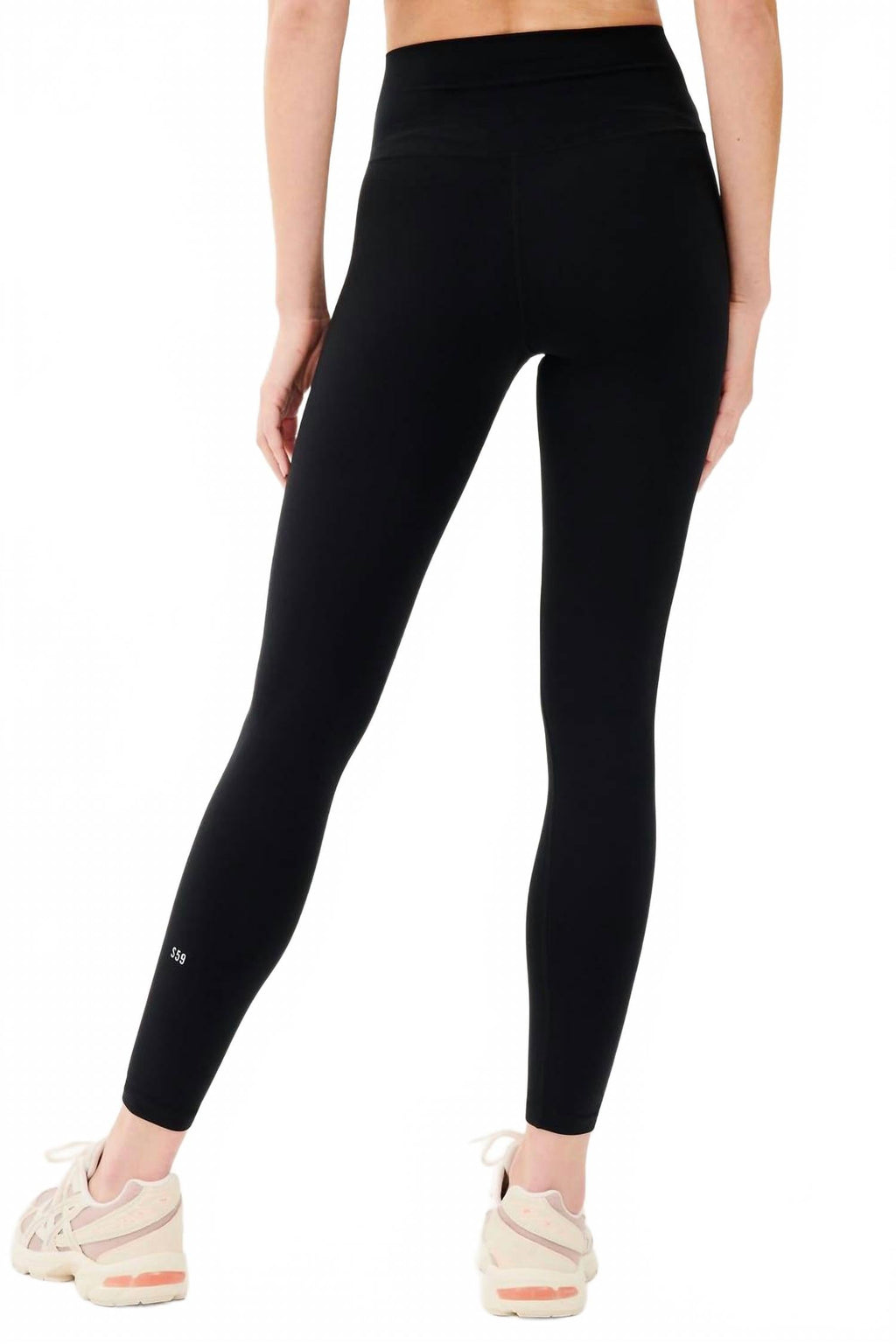 Airweight High Waist 26" Leggings In Black