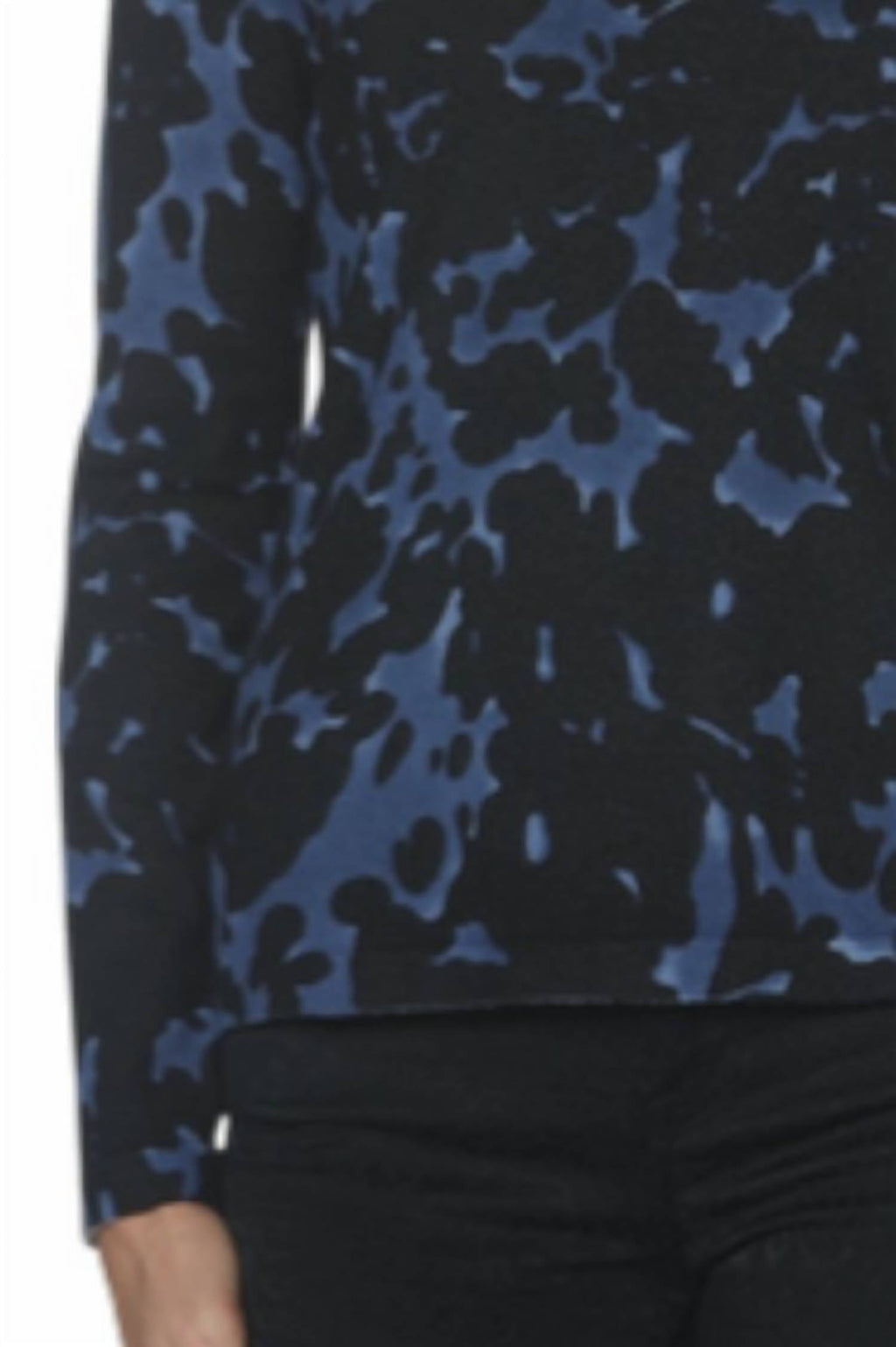 Abstract Long Sleeve V Neck Top In Blue/black