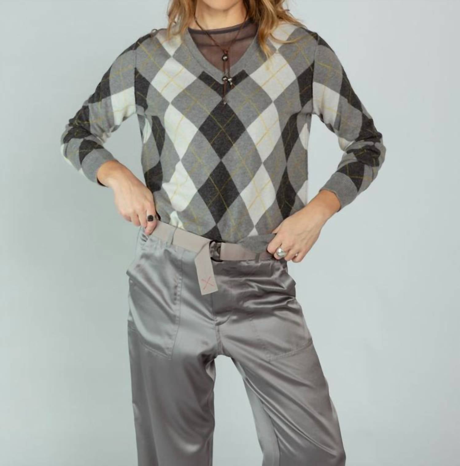 Argyle V-Neck Sweater In Feather