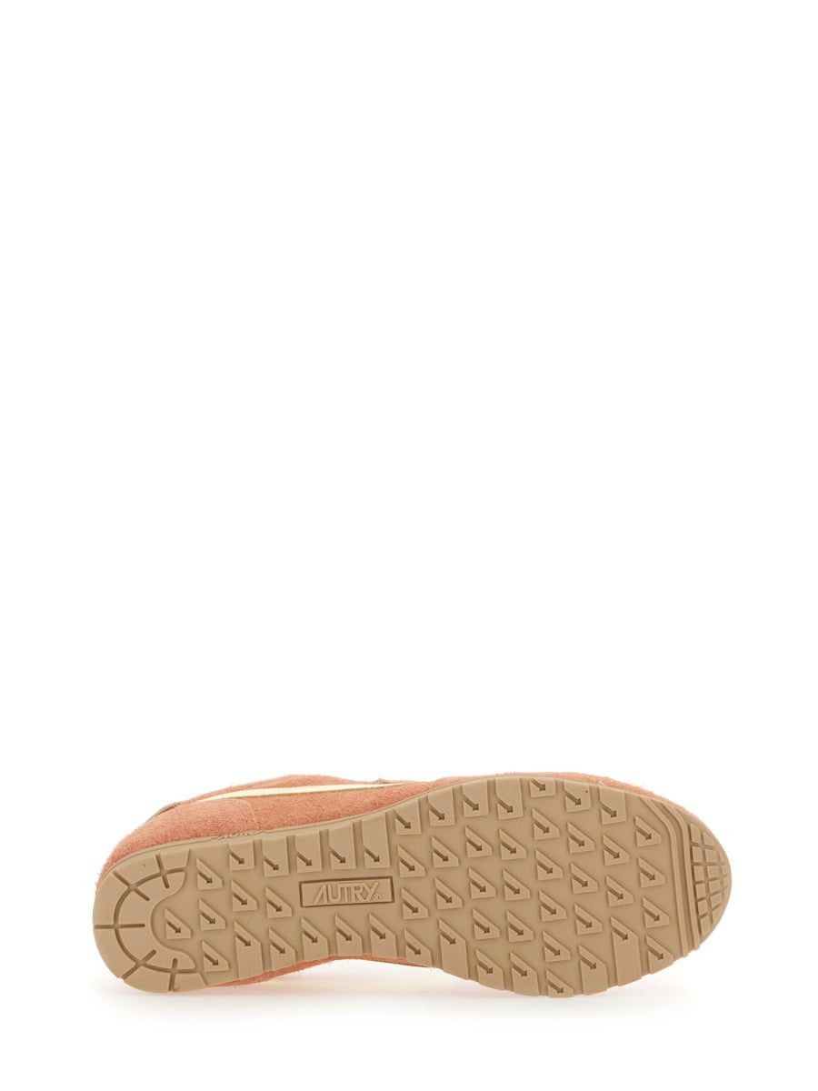 "Windspin" Low Sneaker