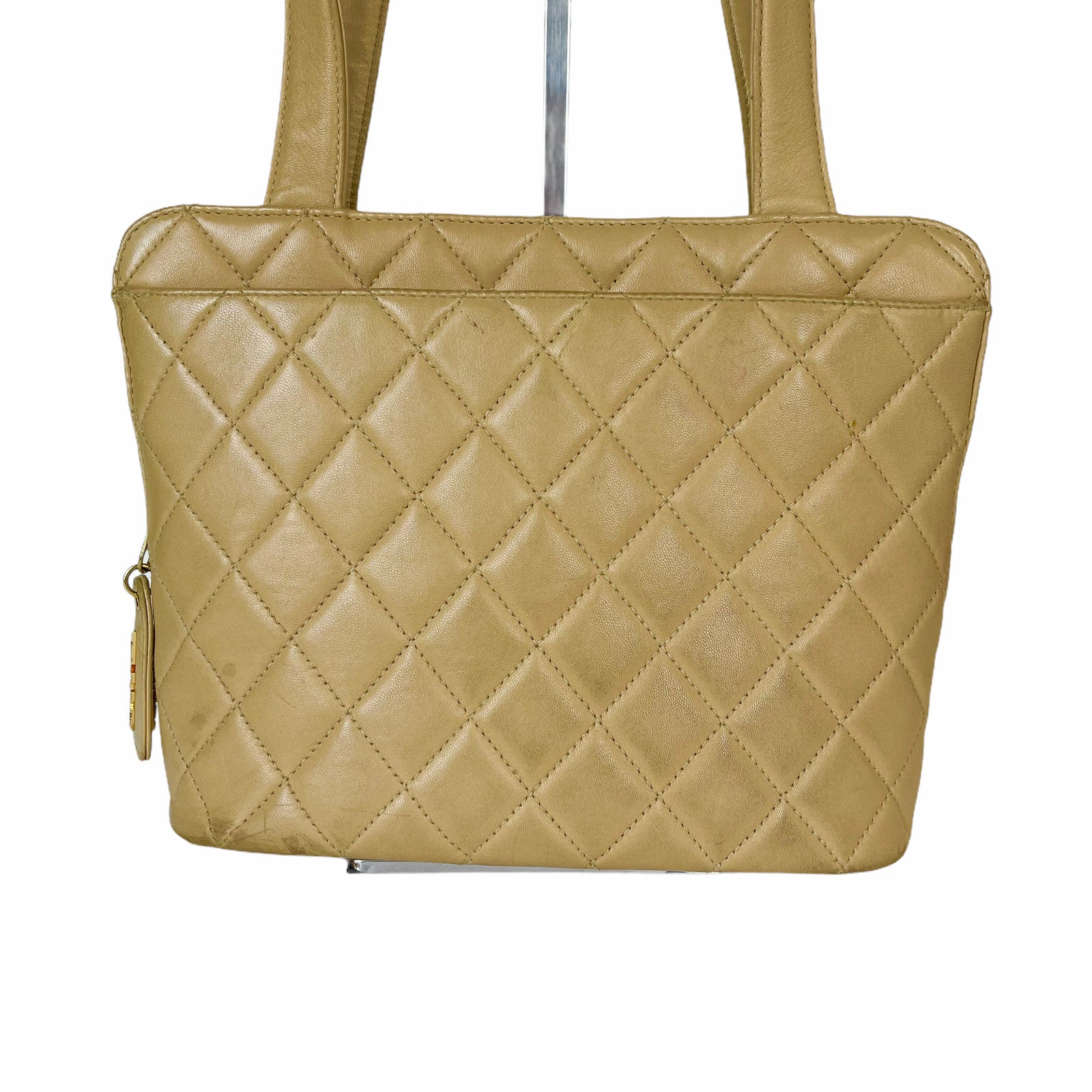 CHANEL Matelasse Beige Quilted Lambskin Leather Bag CC Logo